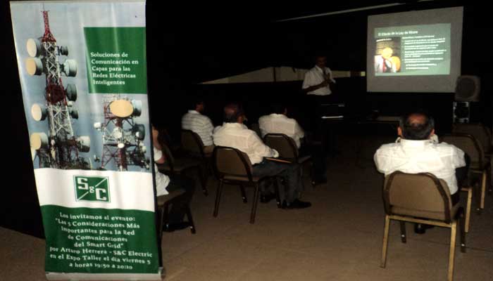 Charla sobre Comunicaciones en SmartGrid